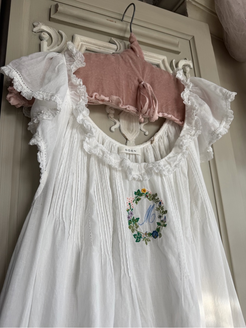 DOÉN “Heirloom Monogram” Nightgown, White, Embroidery Monogram, “M” Size L - Picture 5 of 15